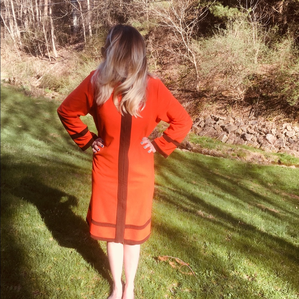 Vintage 1960s robe dress.